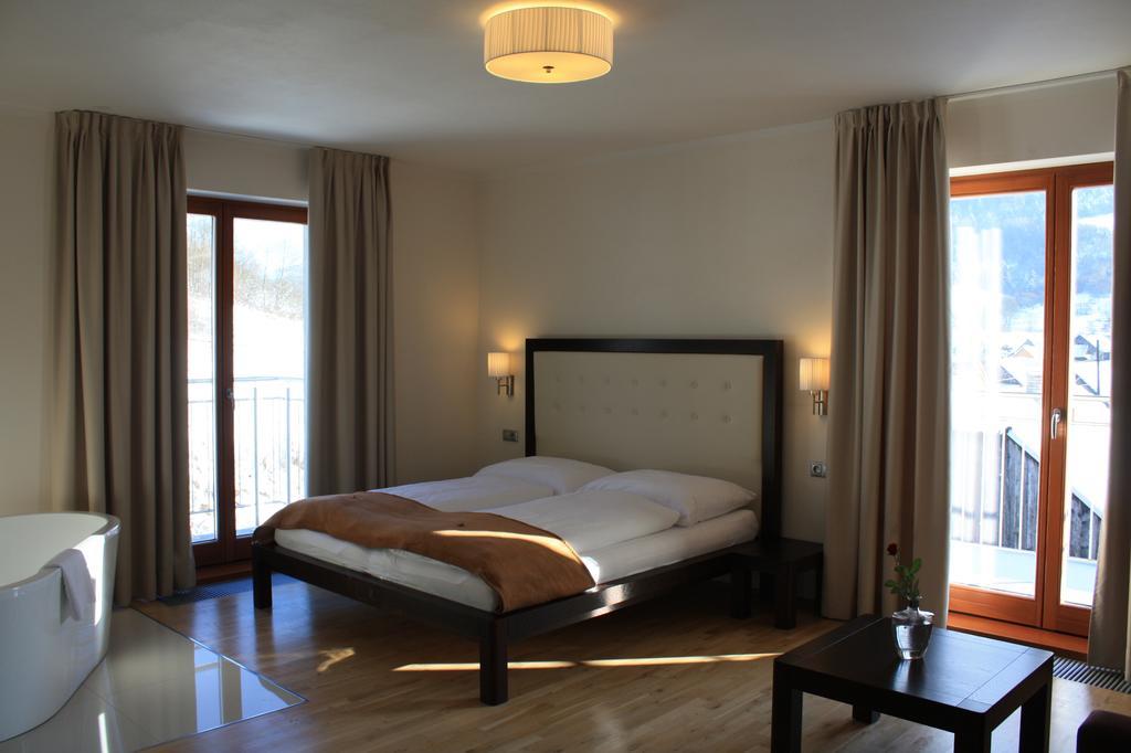 Villa Malina 오슈차드니차 외부 사진