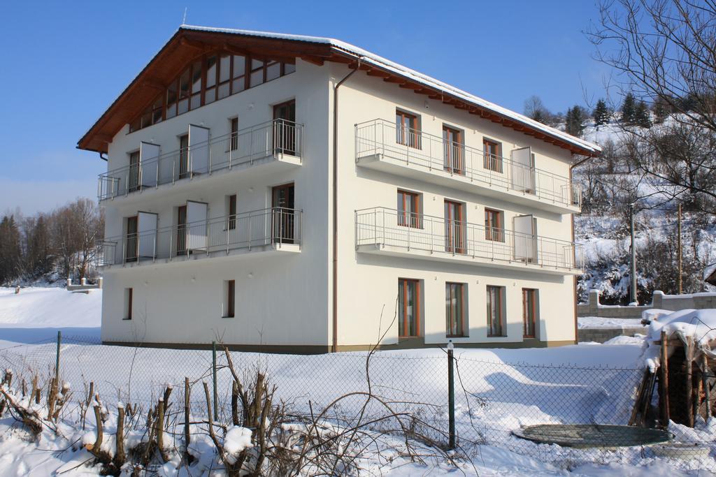 Villa Malina 오슈차드니차 외부 사진